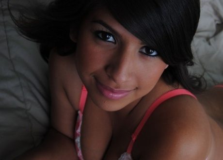 Tuzla Escort Değişik Fantezileriyle Mest Eden Bayan Selen