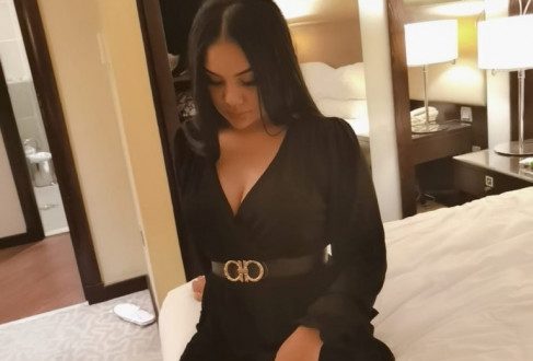 Sevgili tadında yanaşan Acıbadem escort bayan Sinem