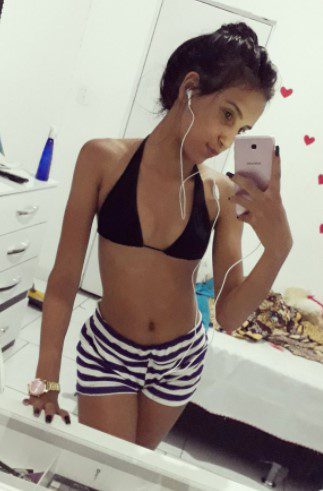 Kadıköy'de Tecrübeli ve Gizemli Escort Burçak ile Anında Selamlaşma