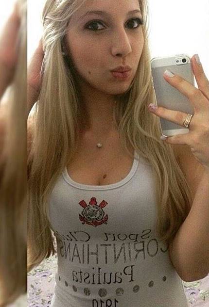 Kartal'da Parlak ve Samimi Escort Deneyimi: Ceren ile Tanışın
